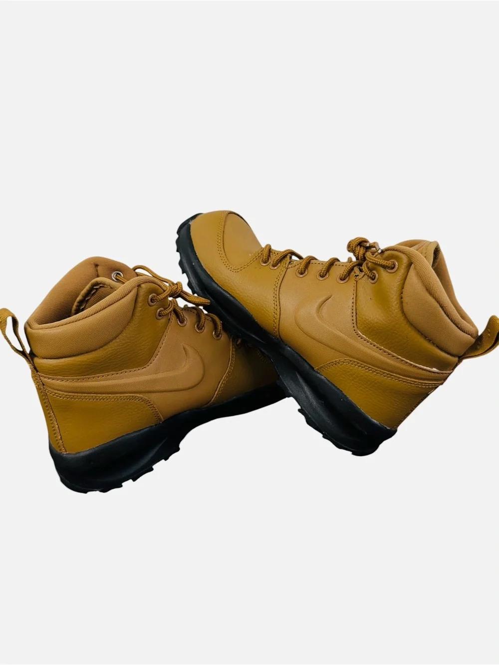 Nike Manoa Leather Boots (GS) Wheat/Black BQ5372-700 Unisex Youth Size 5.5Y