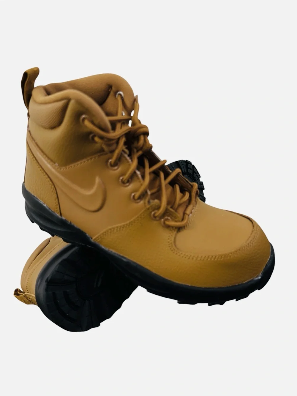 Nike Manoa Leather Boots (GS) Wheat/Black BQ5372-700 Unisex Youth Size 5.5Y