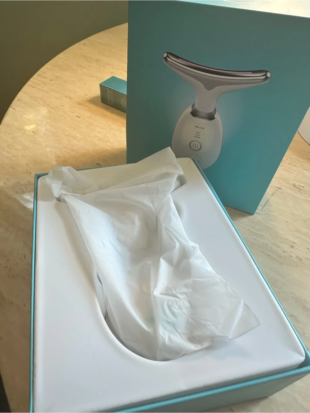 My Derma Dream MyoGlow Light Therapy Skin Device & Niacinamide Serum