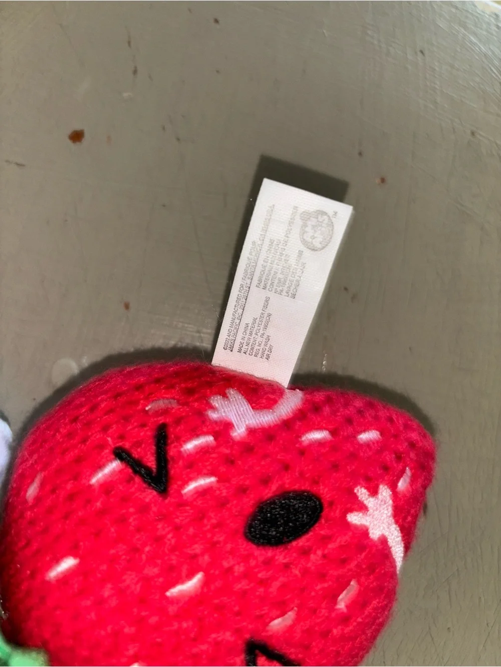 Ami Amis   Knit  Strawberry & Popcorn Snack Keychain Duo - Red & White