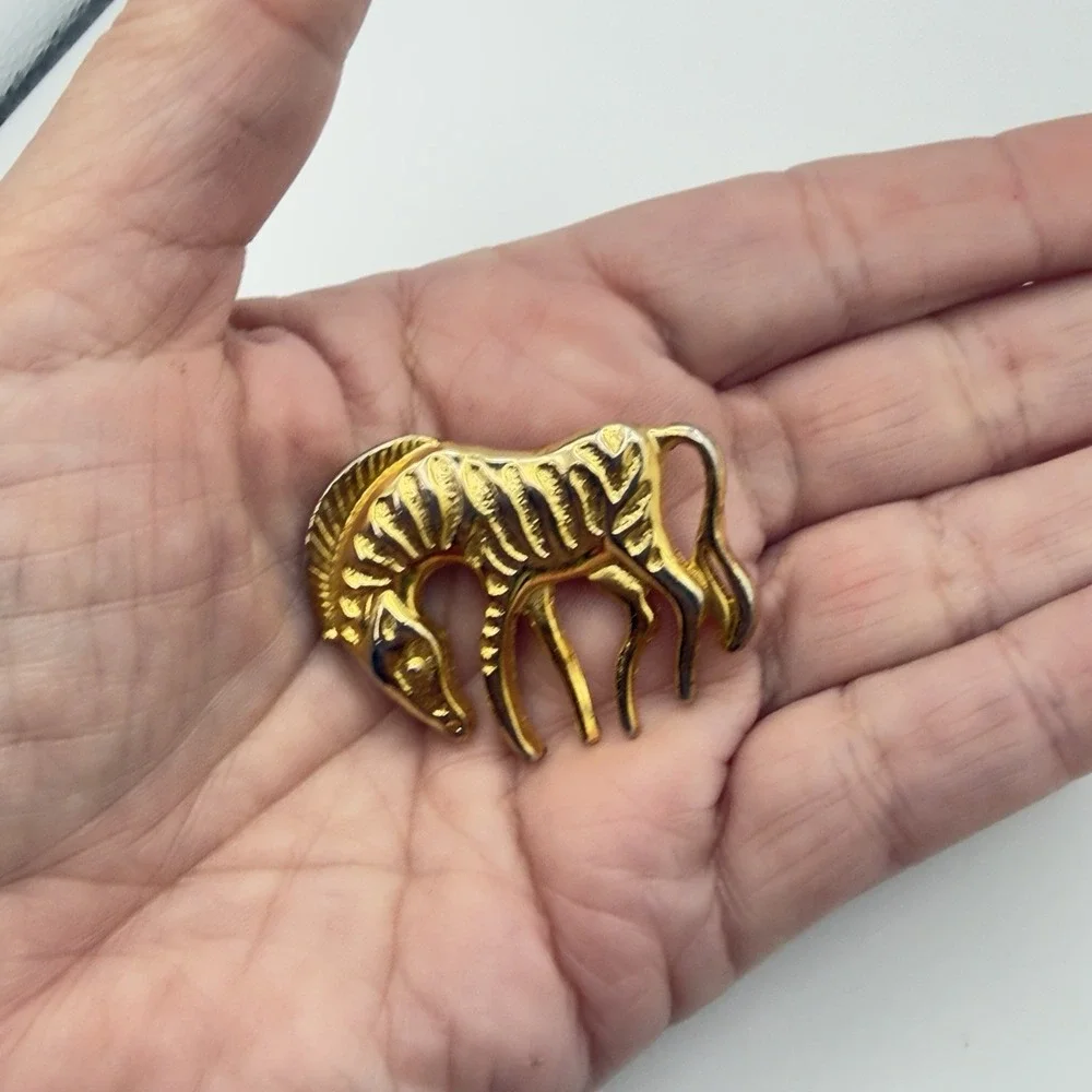 The Unbranded Brand vintage gold