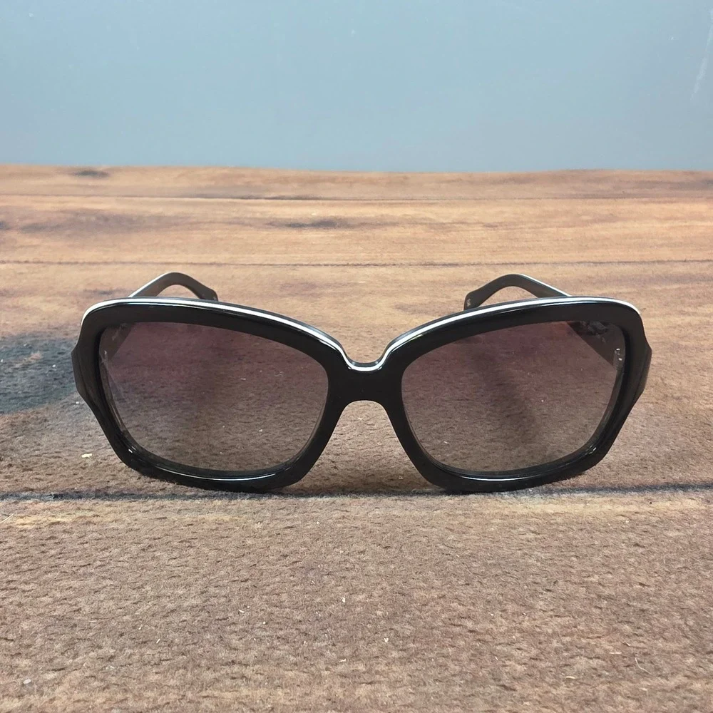 CHANEL crafted italy