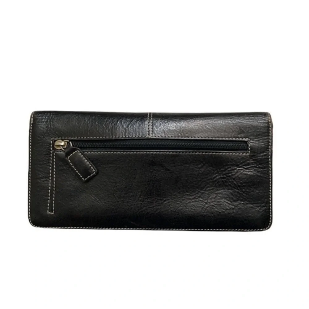 Tusk black leather wallet