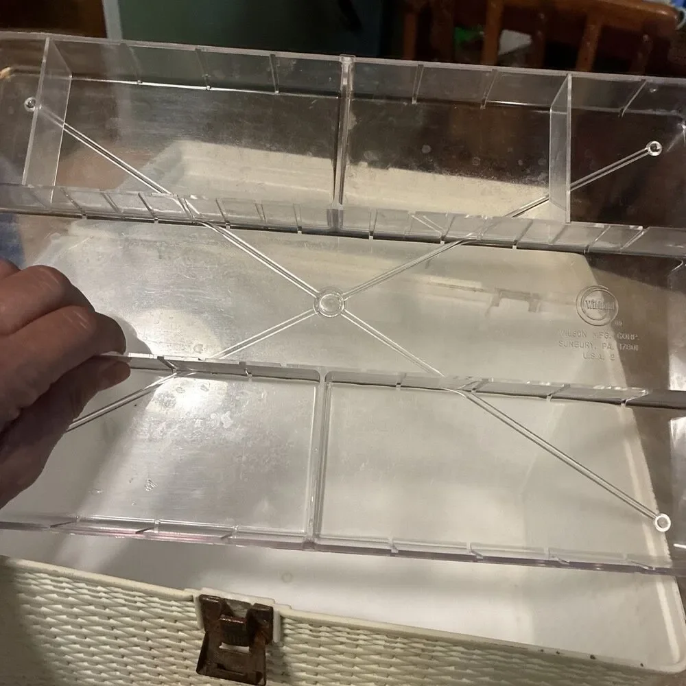 Vintage Wilson Mfg.Sewing Box w/2 Trays Wil-hold 14