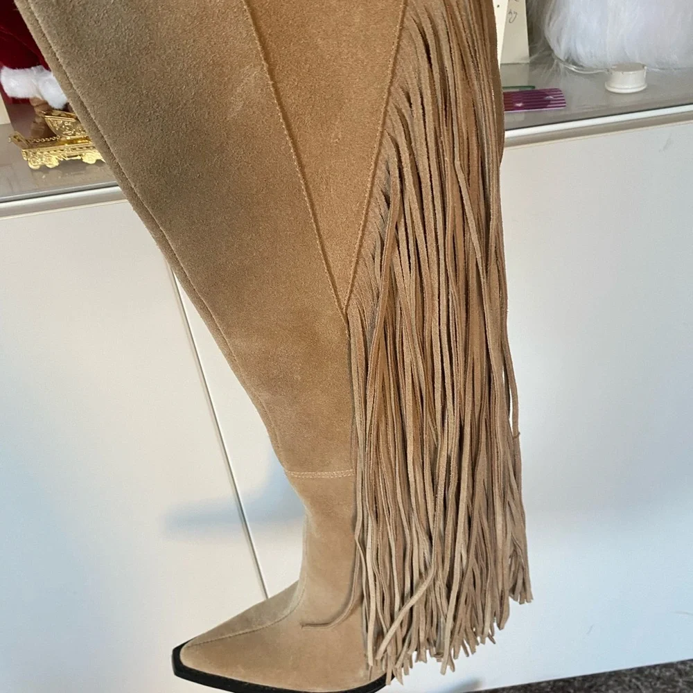 Jeffrey Campbell step out