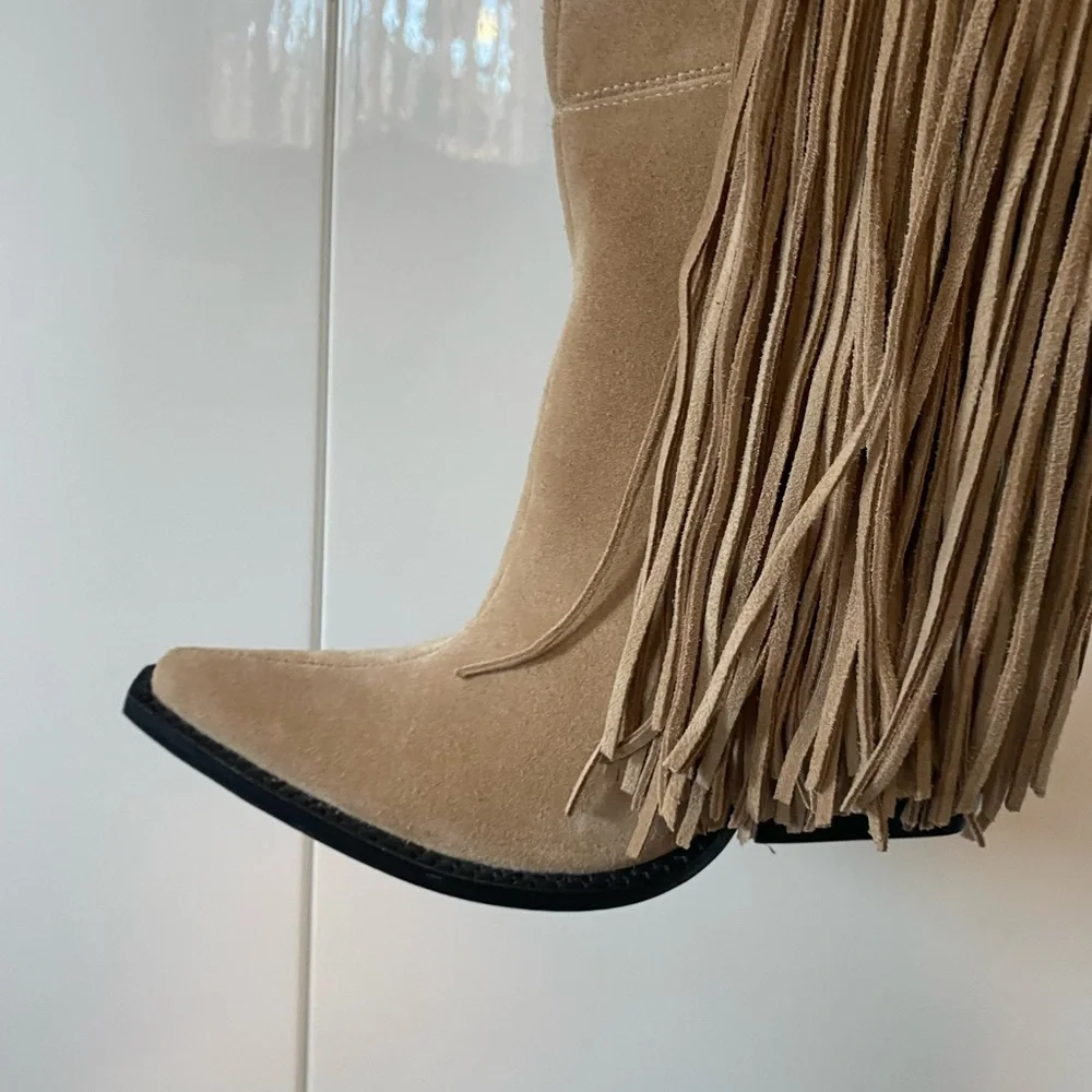 Jeffrey Campbell step out
