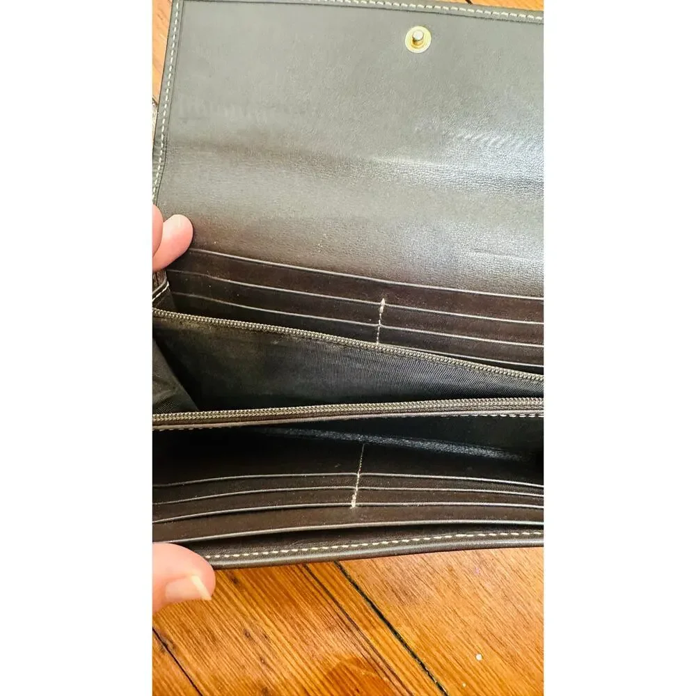 Gucci trim authentic