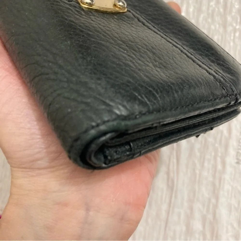 Michael kors black leather wallet