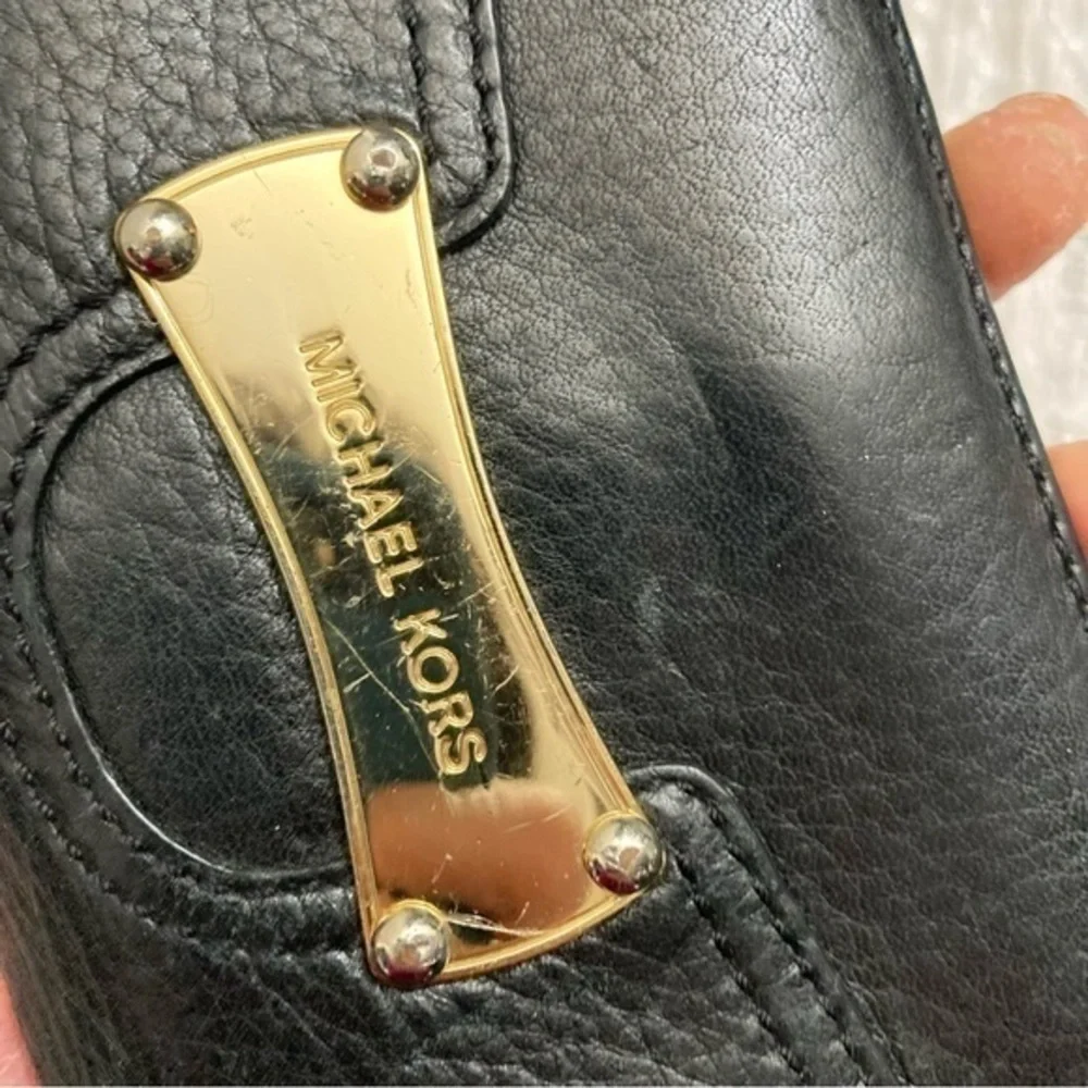 Michael kors black leather wallet