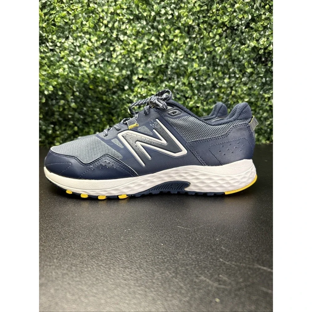 New Balance 410v8 Trail Running Shoes Men's Size 9.5-10