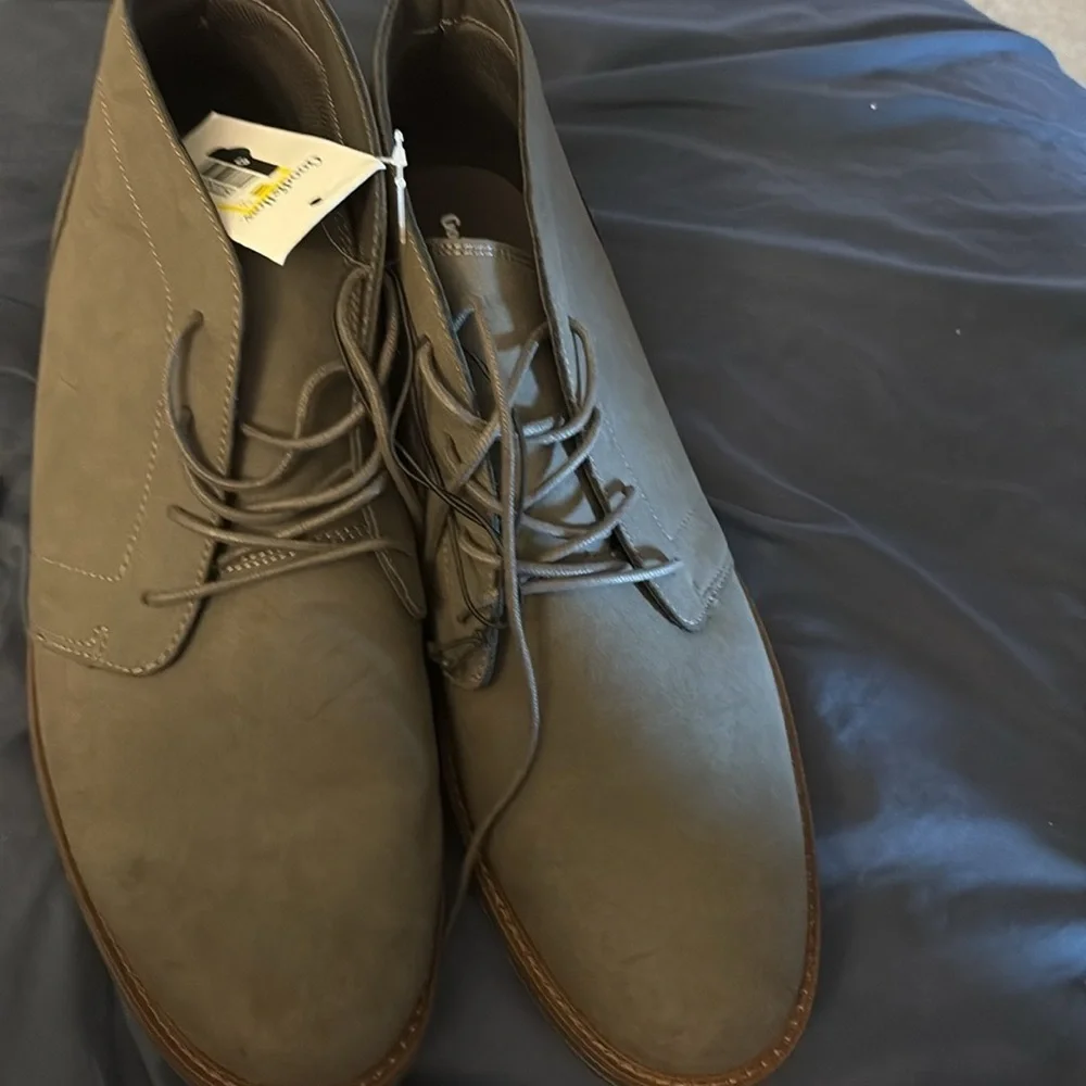 Men’s New Good fellow & Co Grey Chukka Dress Boots with Lace- ONLY size 13 LEFT