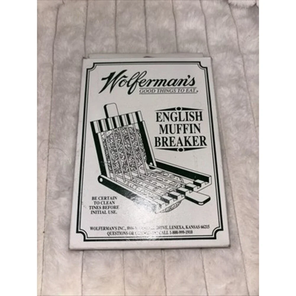 Vintage Wolferman's English Muffin Breaker, New in Box