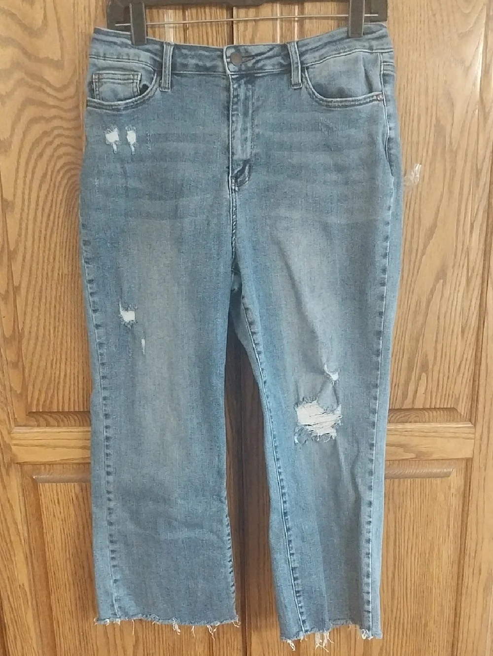 Judy Blue Distressed Crop Wide Leg Frayed Hem Jeans Size 13/31 Blue JB88475
