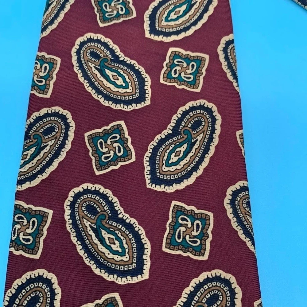 Adolfo burgundy geometric