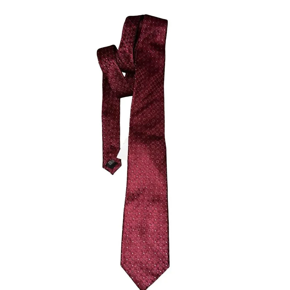 Cape Cod Neckwear Men's 100% Silk Tie ~ Red‎ ~ Floral ~ NEW MSRP: $49.50