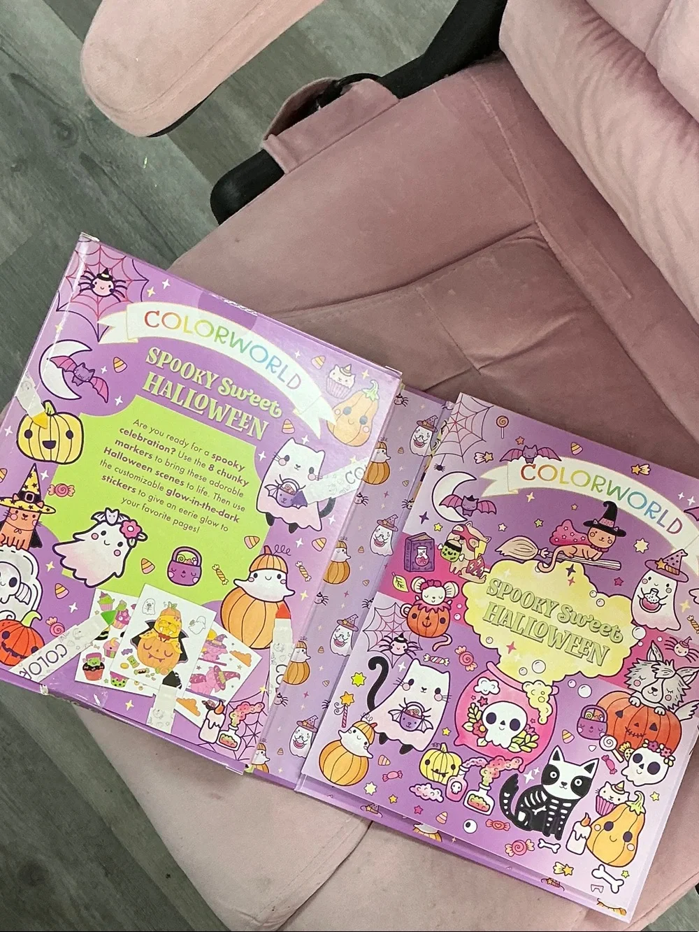 Simon & Schuster colorworld spooky