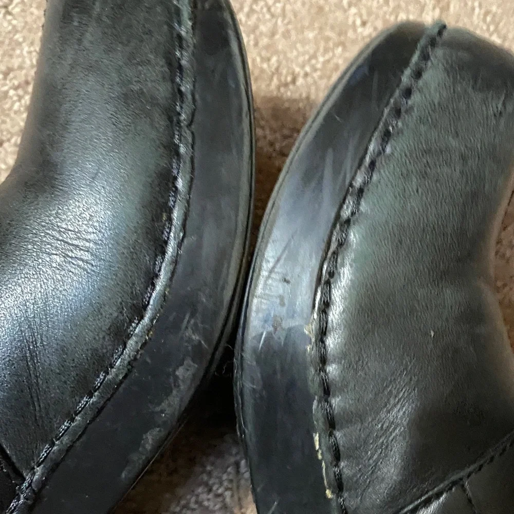 Dansko Black Leather Slip-On Size 36 (6) Loafers with Buckle Accent Clogs