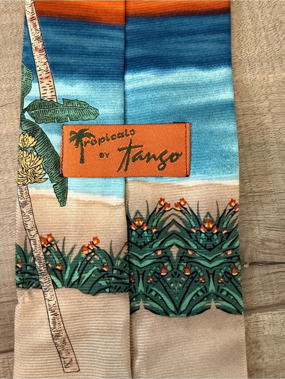 Tropicals by Tango 100% Silk Novelty Tropical Beach Vacation Tie