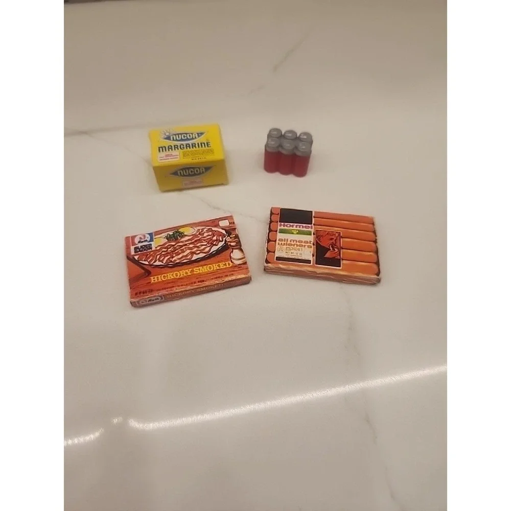 Vintage Lot Of Play Miniature Doll Food Grocery Bacon, Soda, Margarine Hot Dogs‎