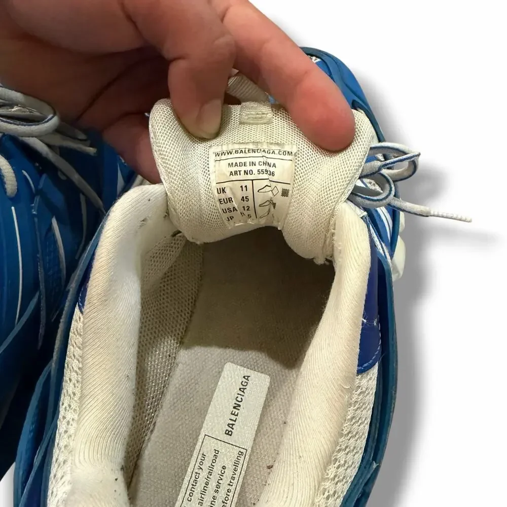 Balenciaga extremely clean