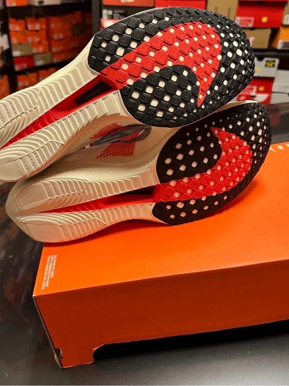Nike zoomx vaporfly
