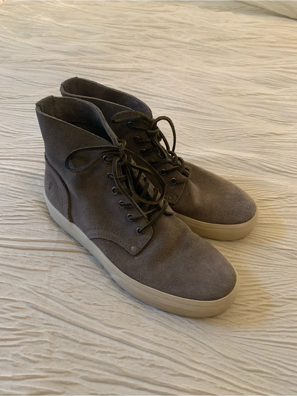 Frye Beacon Gray Suede/Leather High Top Sneakers, size 10.5