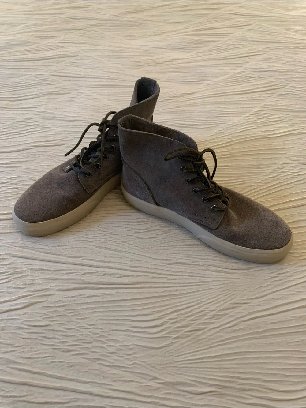 Frye Beacon Gray Suede/Leather High Top Sneakers, size 10.5