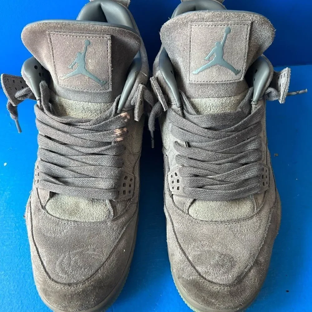 N/A kaws nike