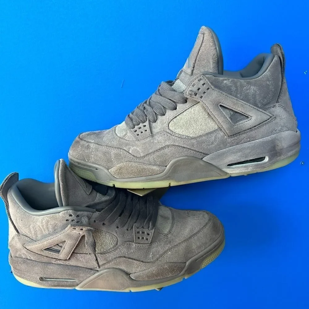 N/A kaws nike