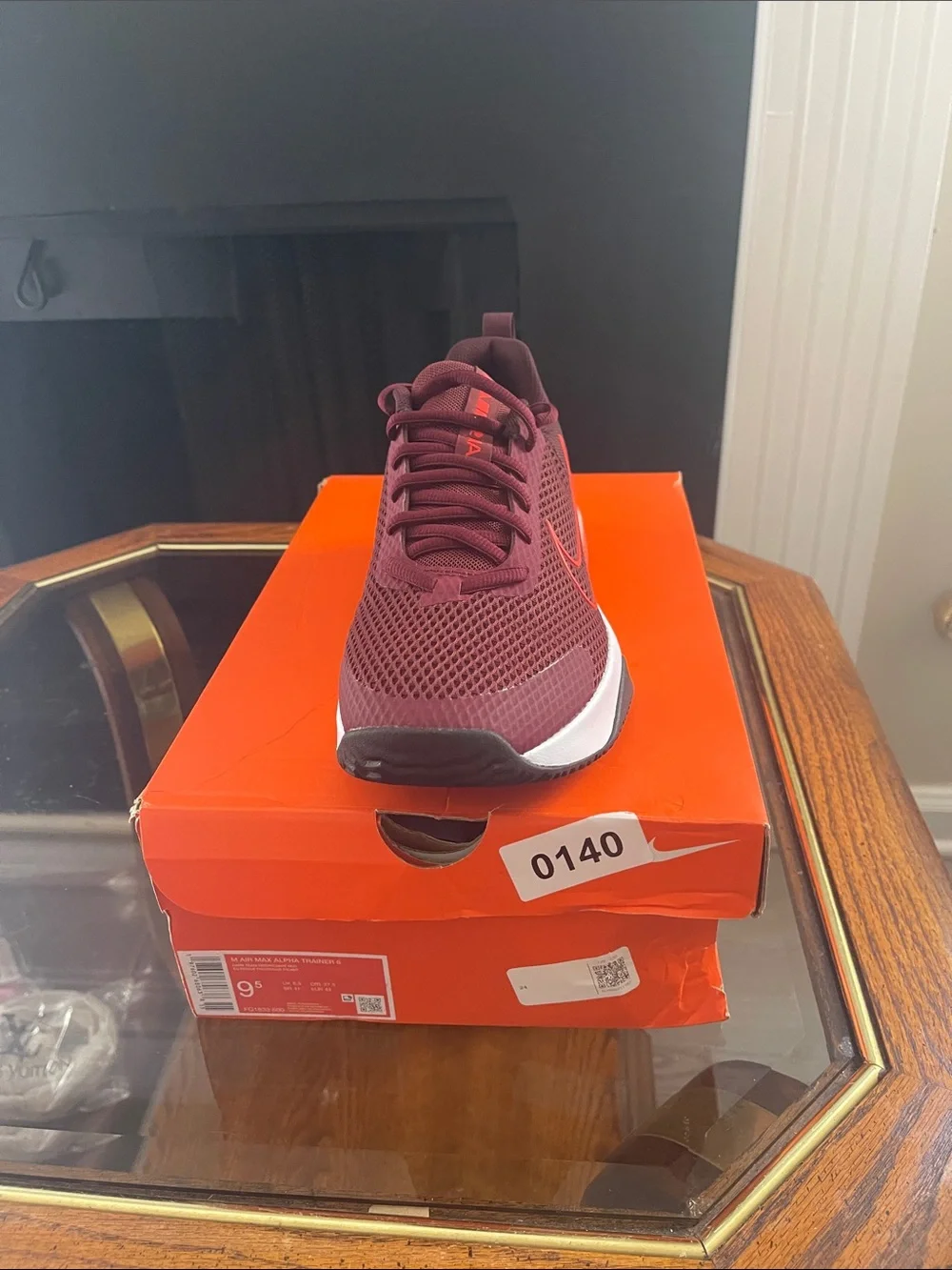 Nike sleek support lightweight