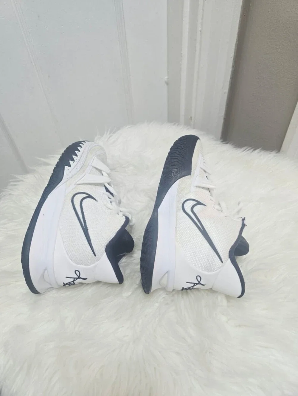Nike carefully textured ■fast