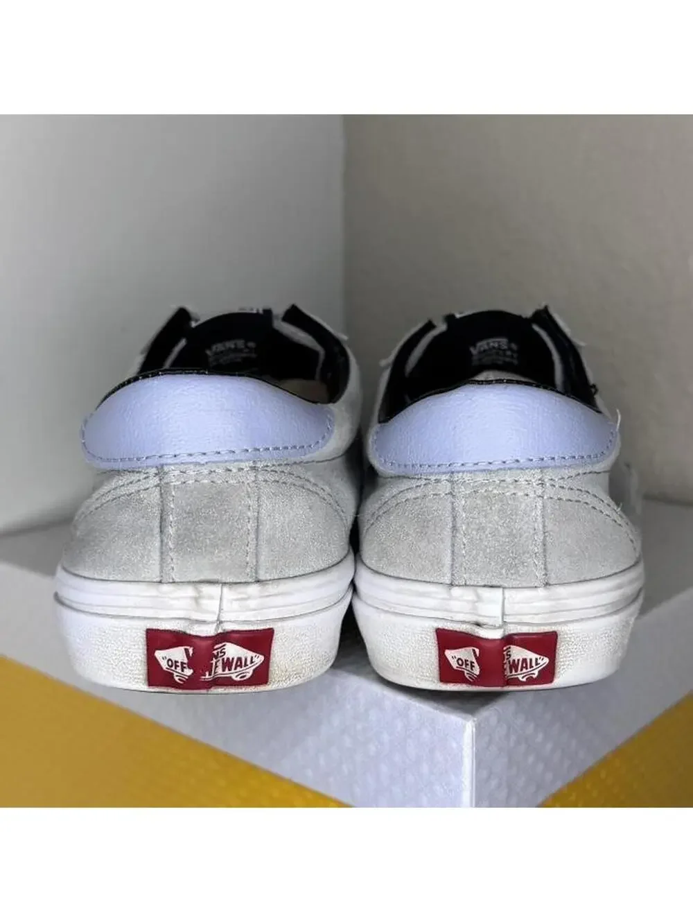 Vans Suede Low Top Sneakers Gray Black Size 9