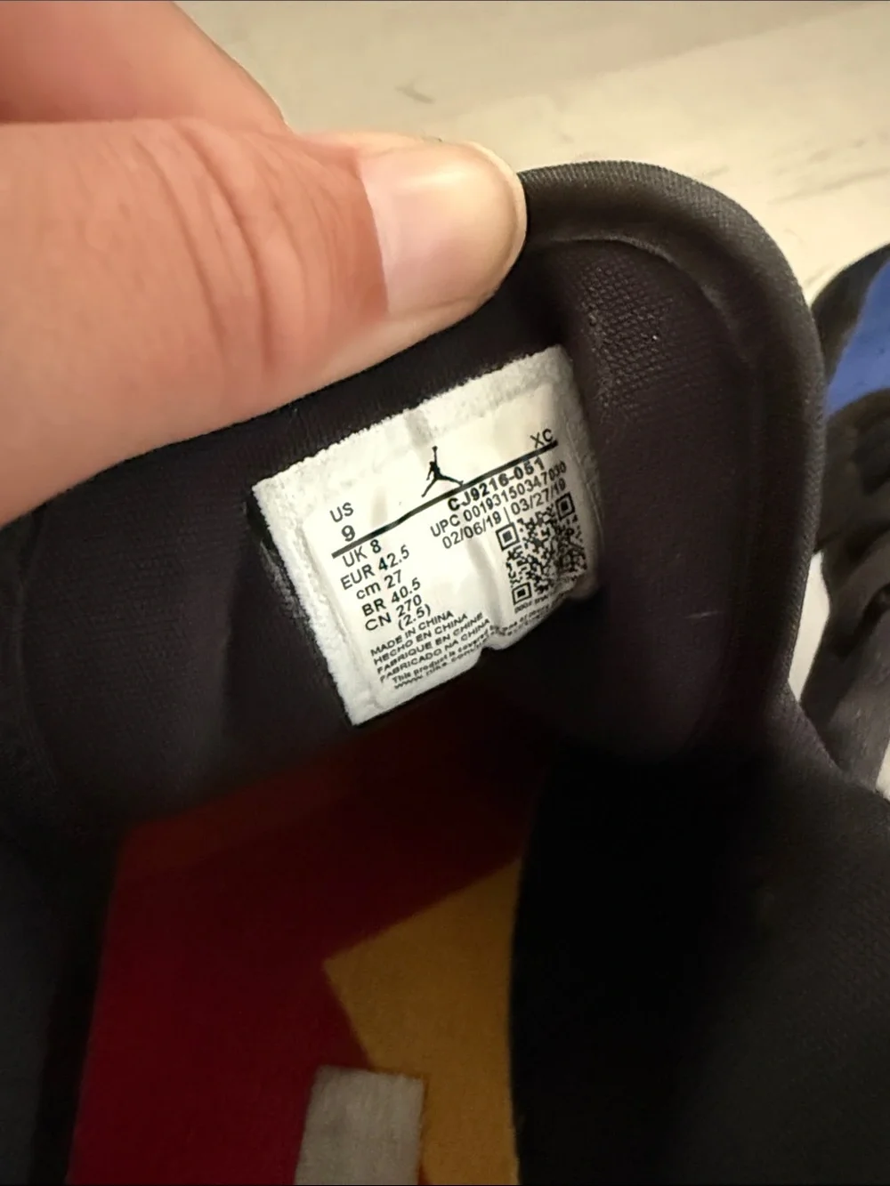 Jordan no box school