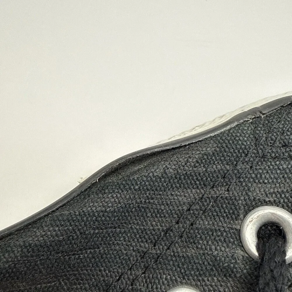 Converse please graphics