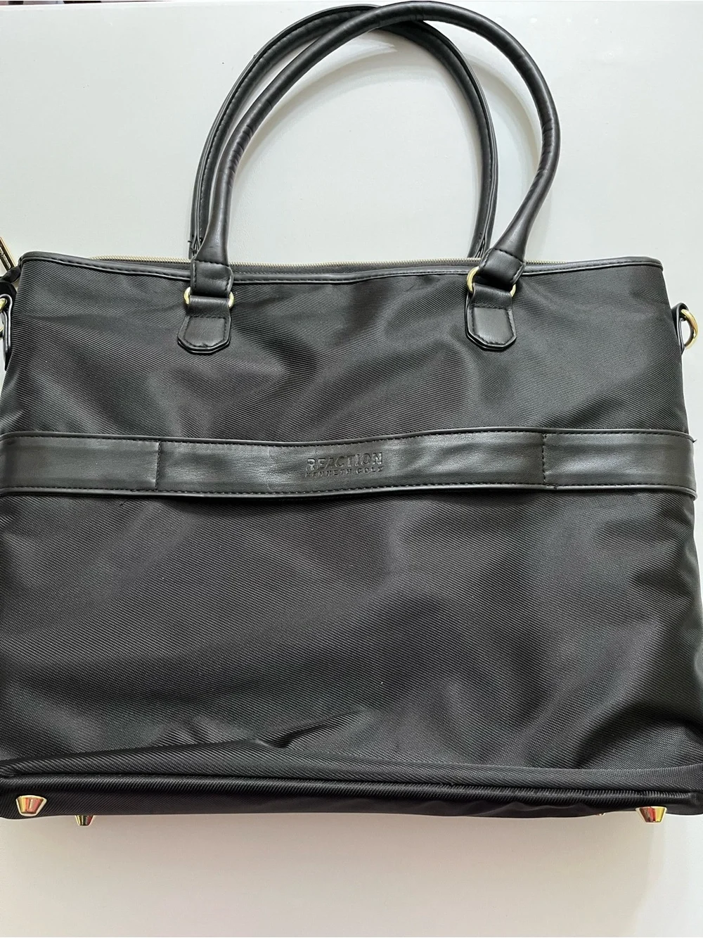 Kenneth Cole Reaction sleek quilted