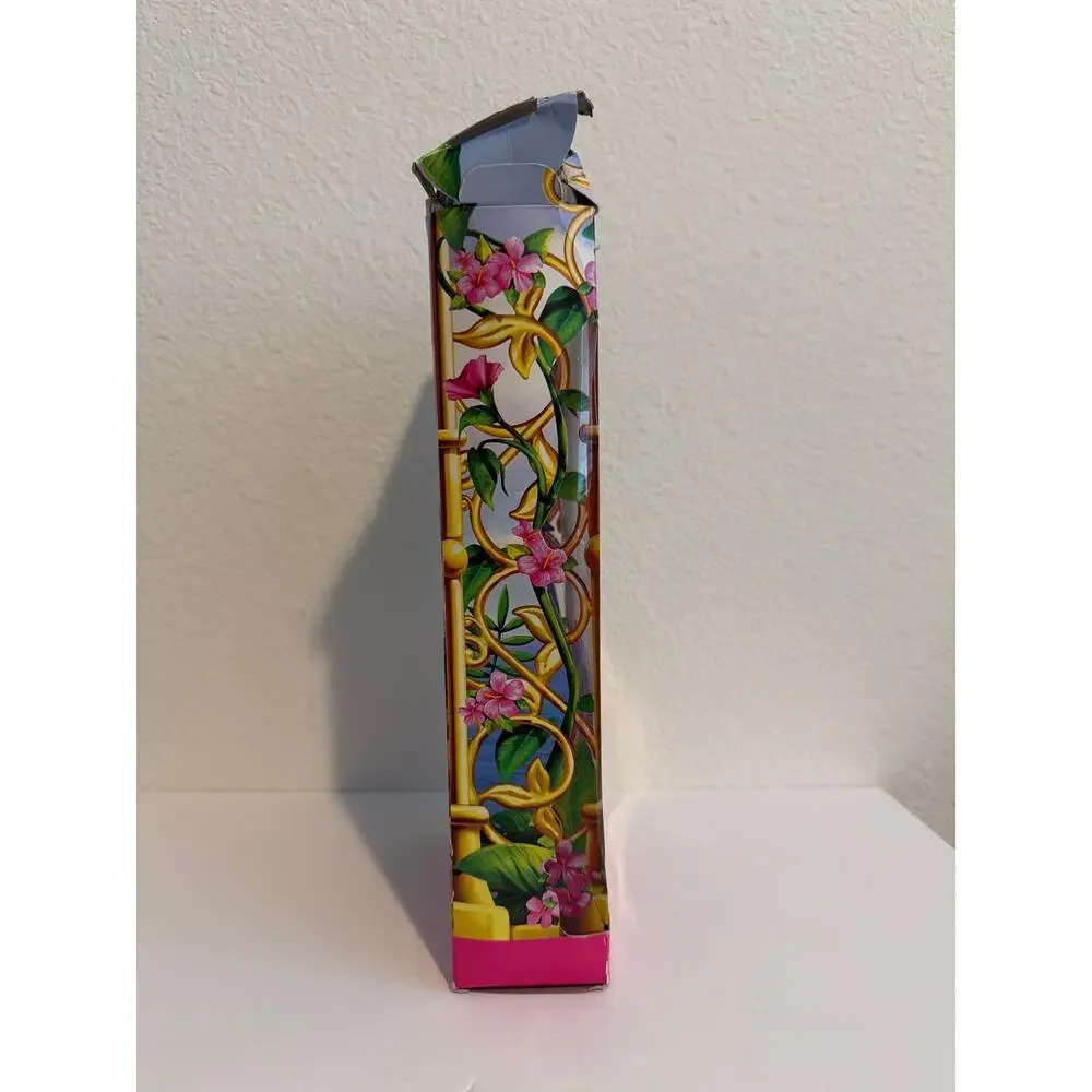 Barbie damaged box
