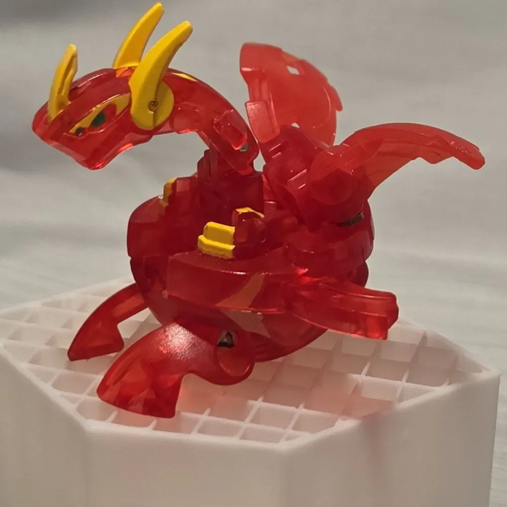 Bakugan Pyrus Translucent Cross Dragonoid 610g