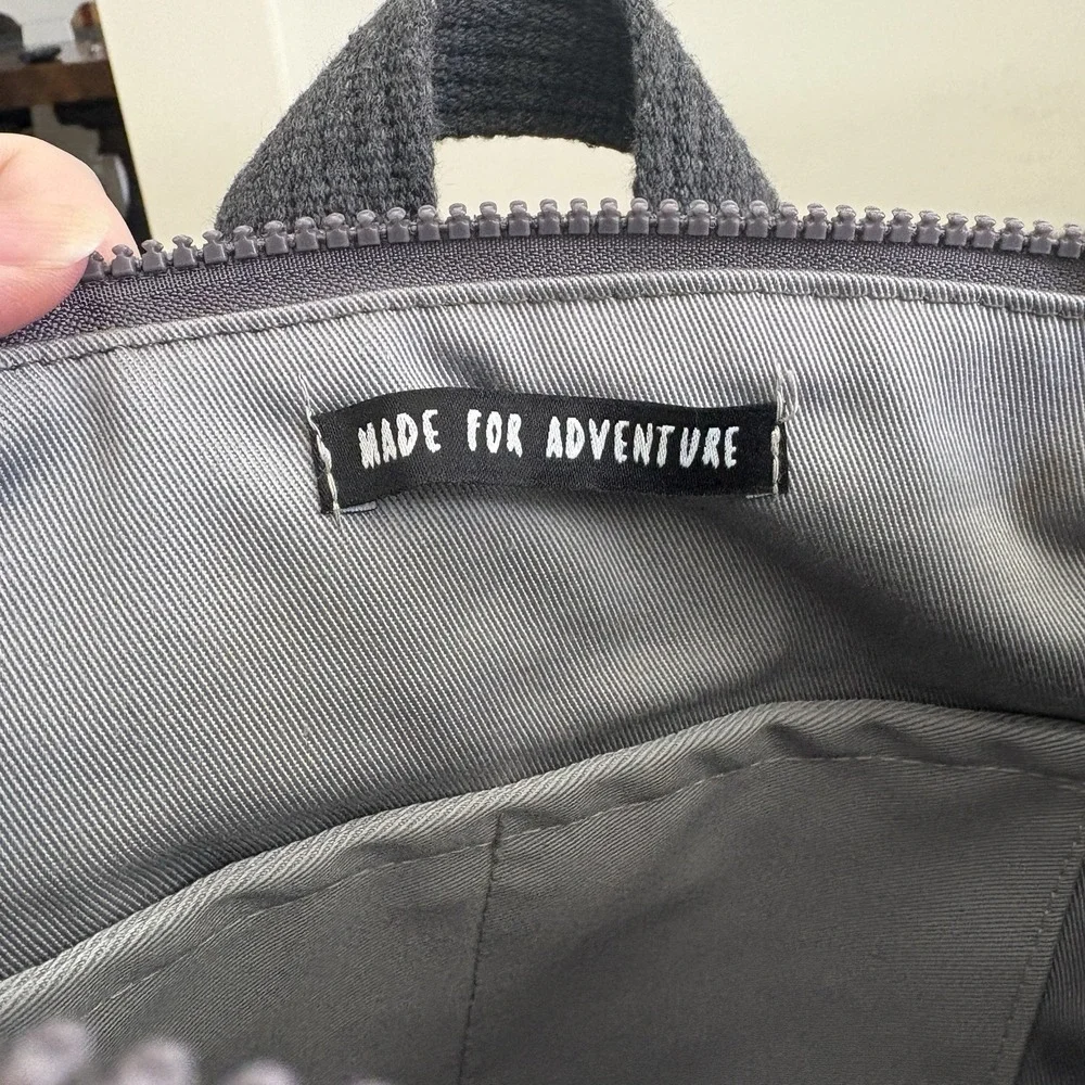 N/A zipper measurements tag