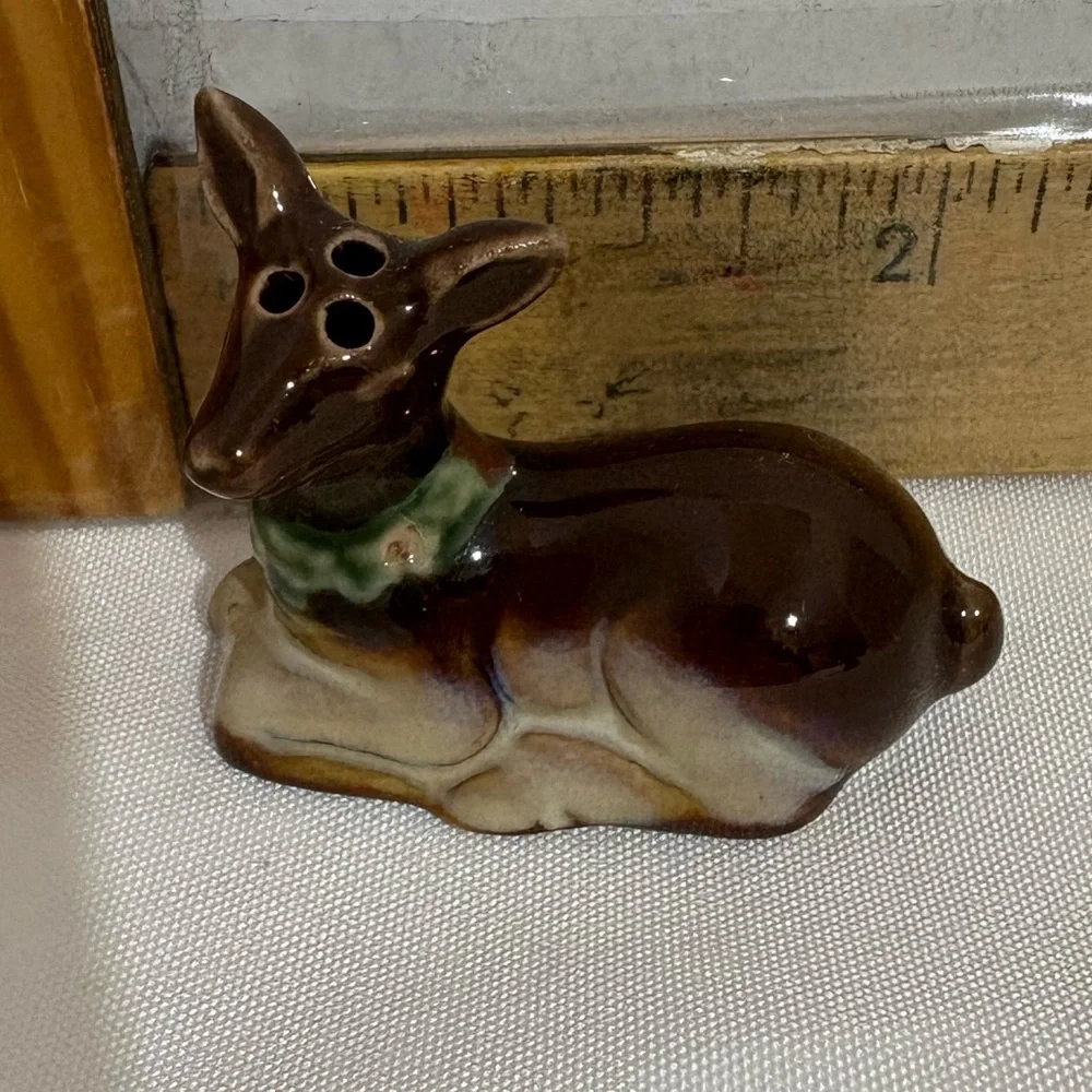 vintage ceramic deer salt and pepper shaker, part of a Fox & Deer Holly Berries‎