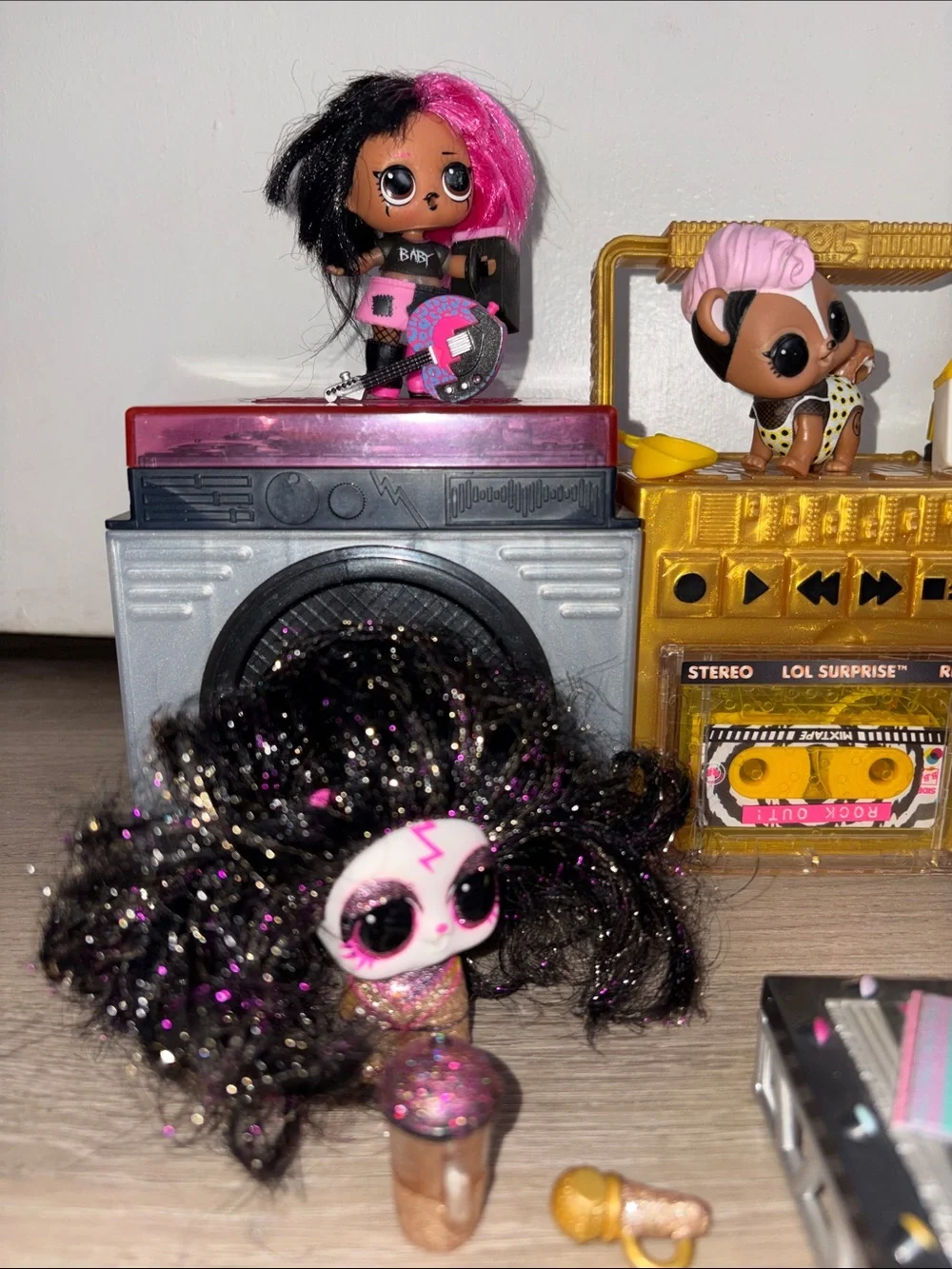 L.O.L. Surprise! compact music