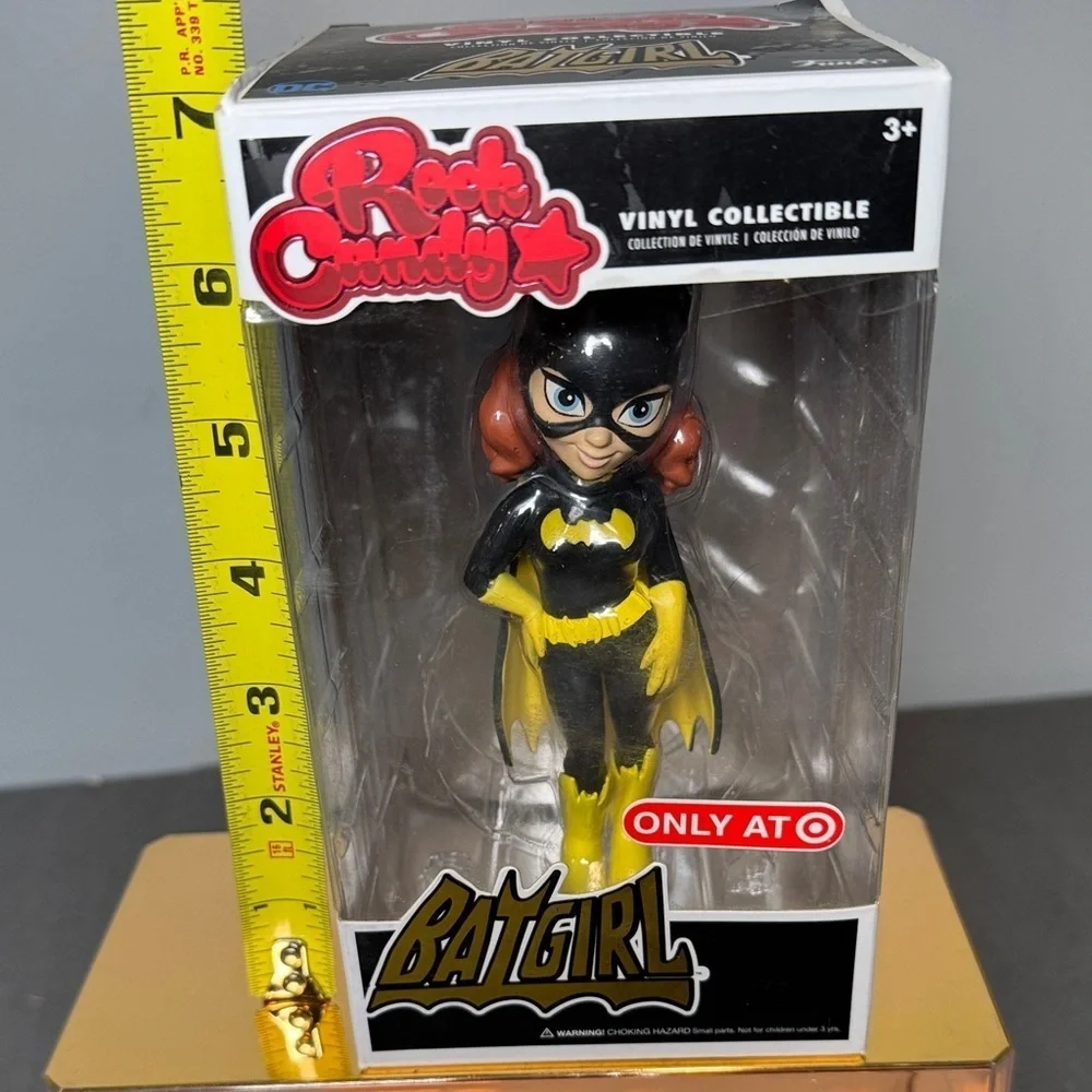 Rock & Candy batgirl action