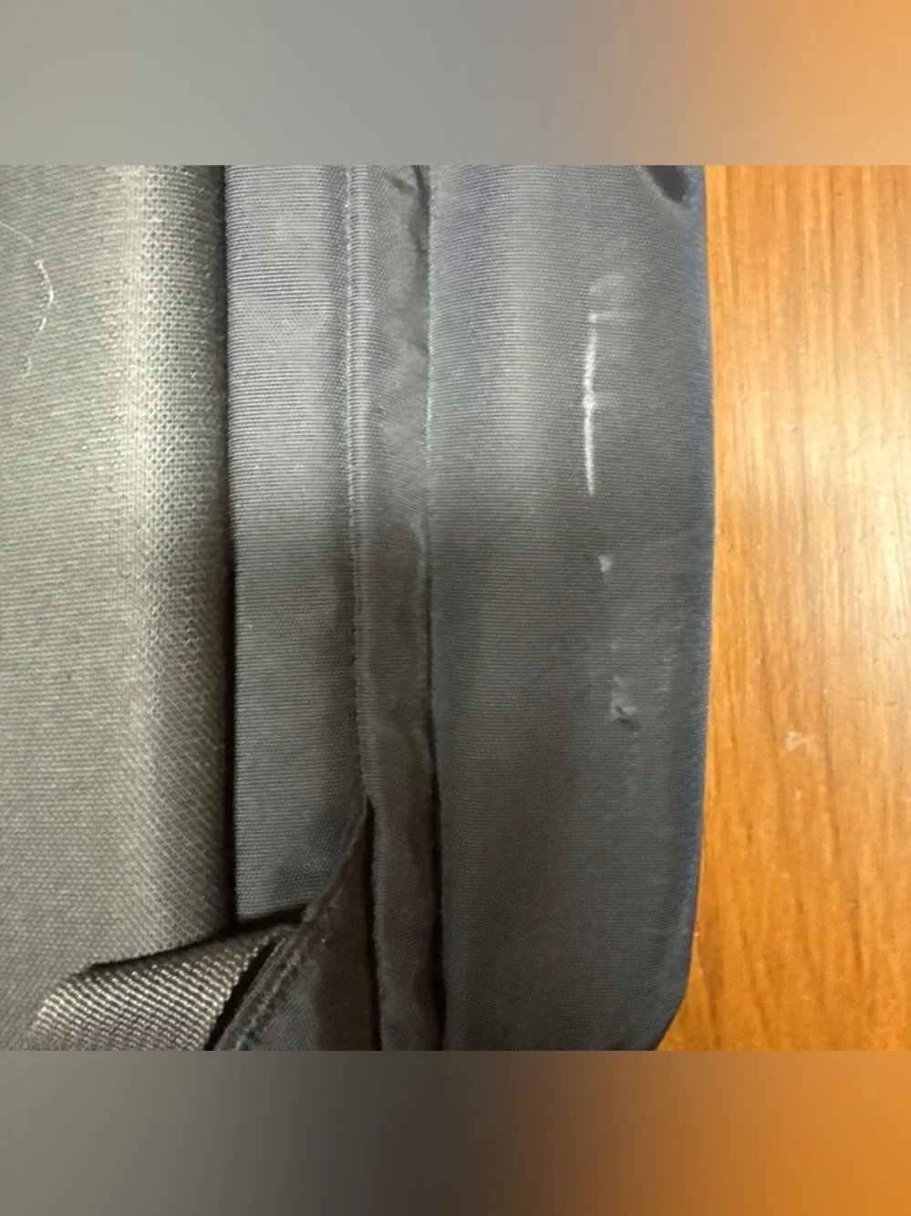 Timbuk2 design or width