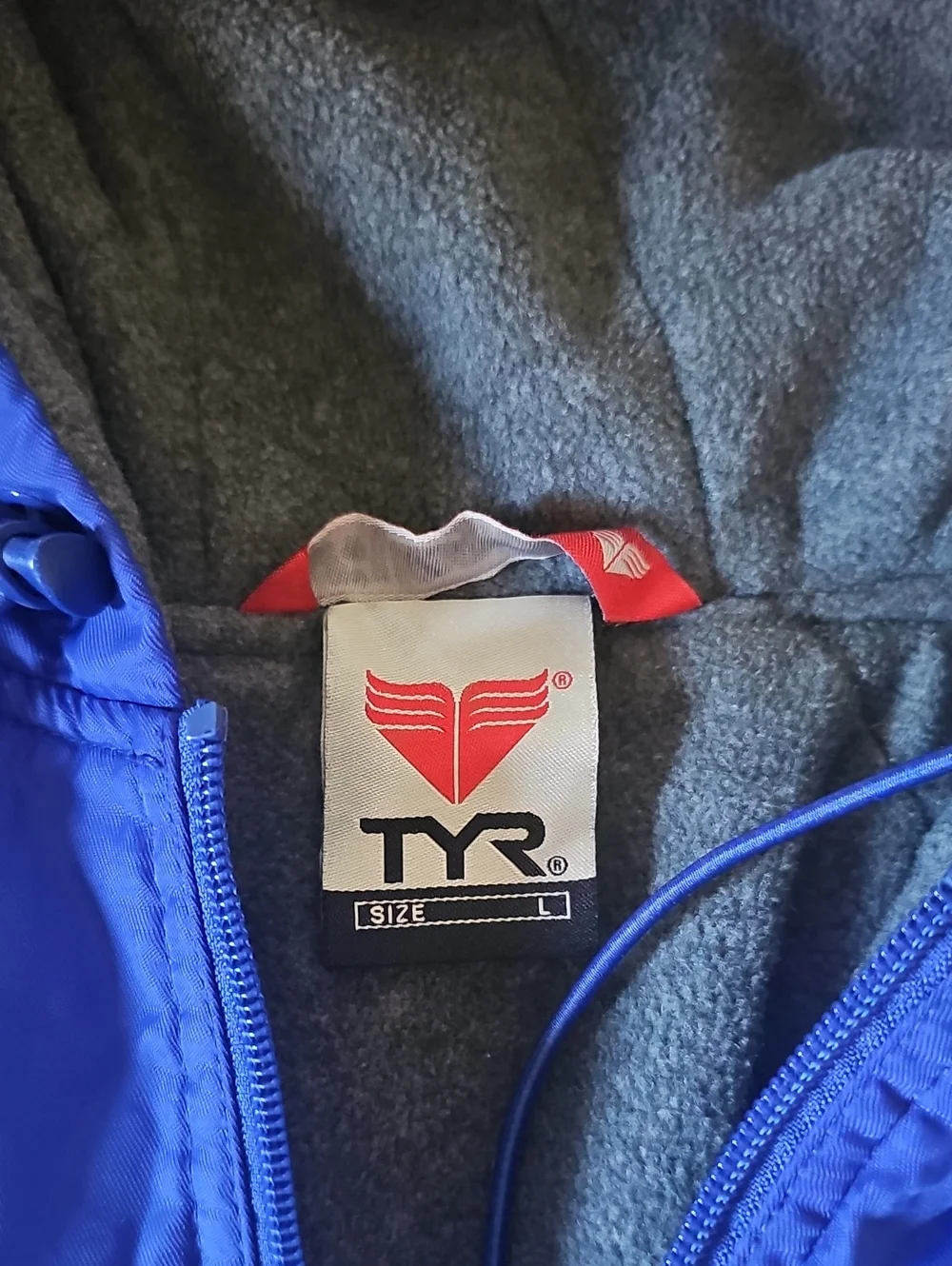 TYR size large