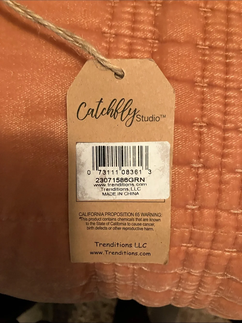 Catchfly zip top