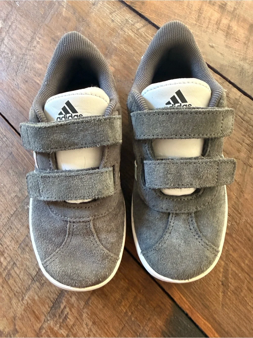 adidas features traction