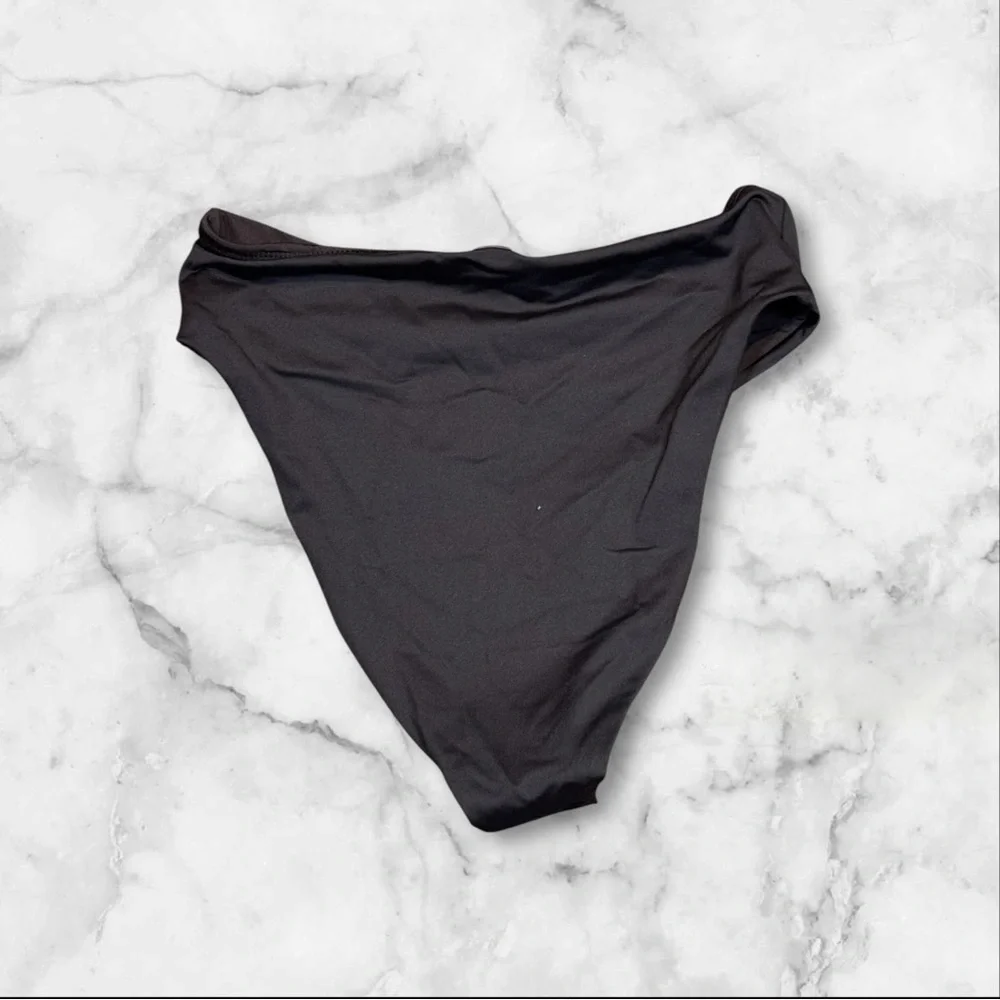 SKIMS nwt recycled