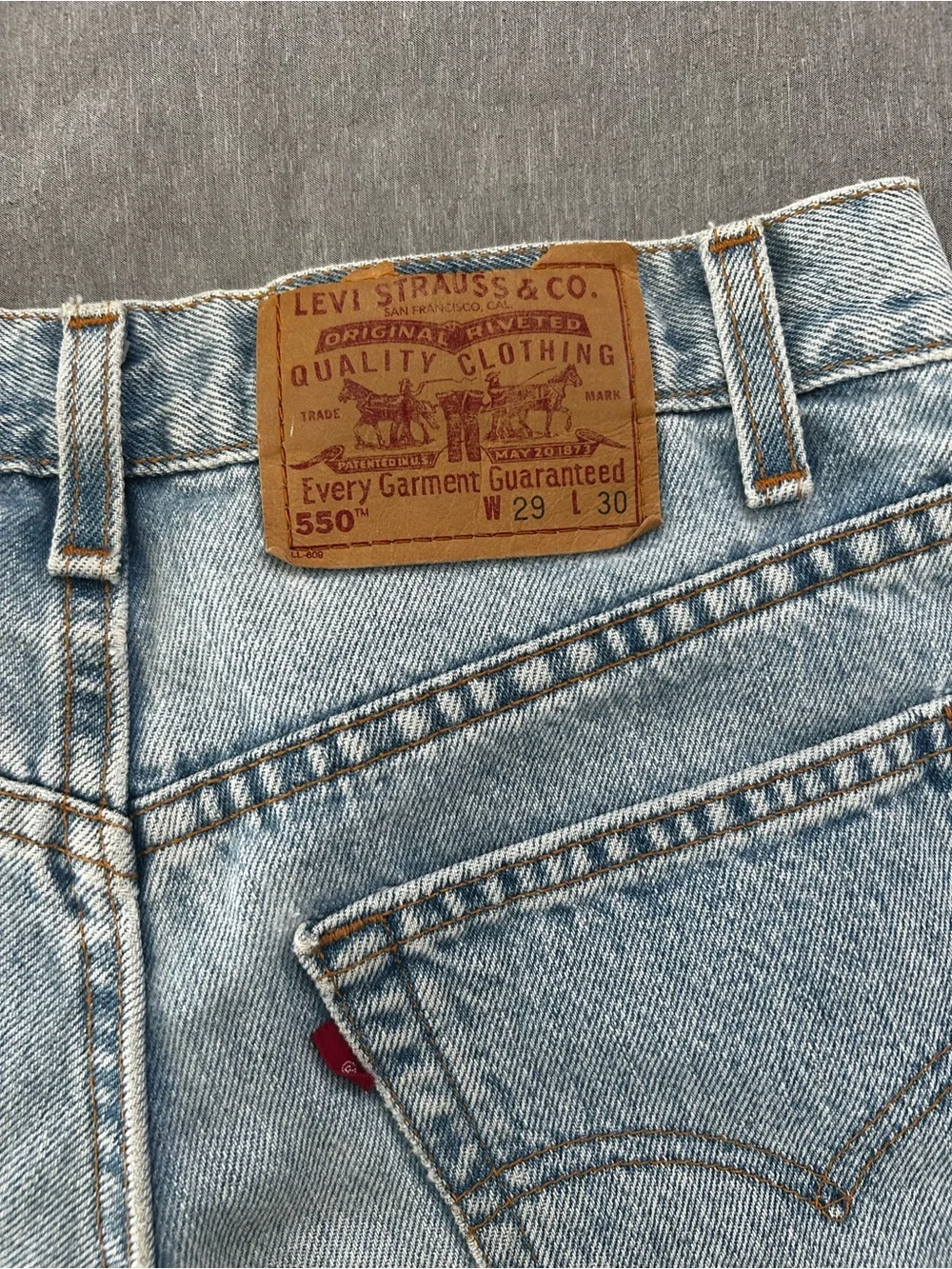 Levis relaxed straight