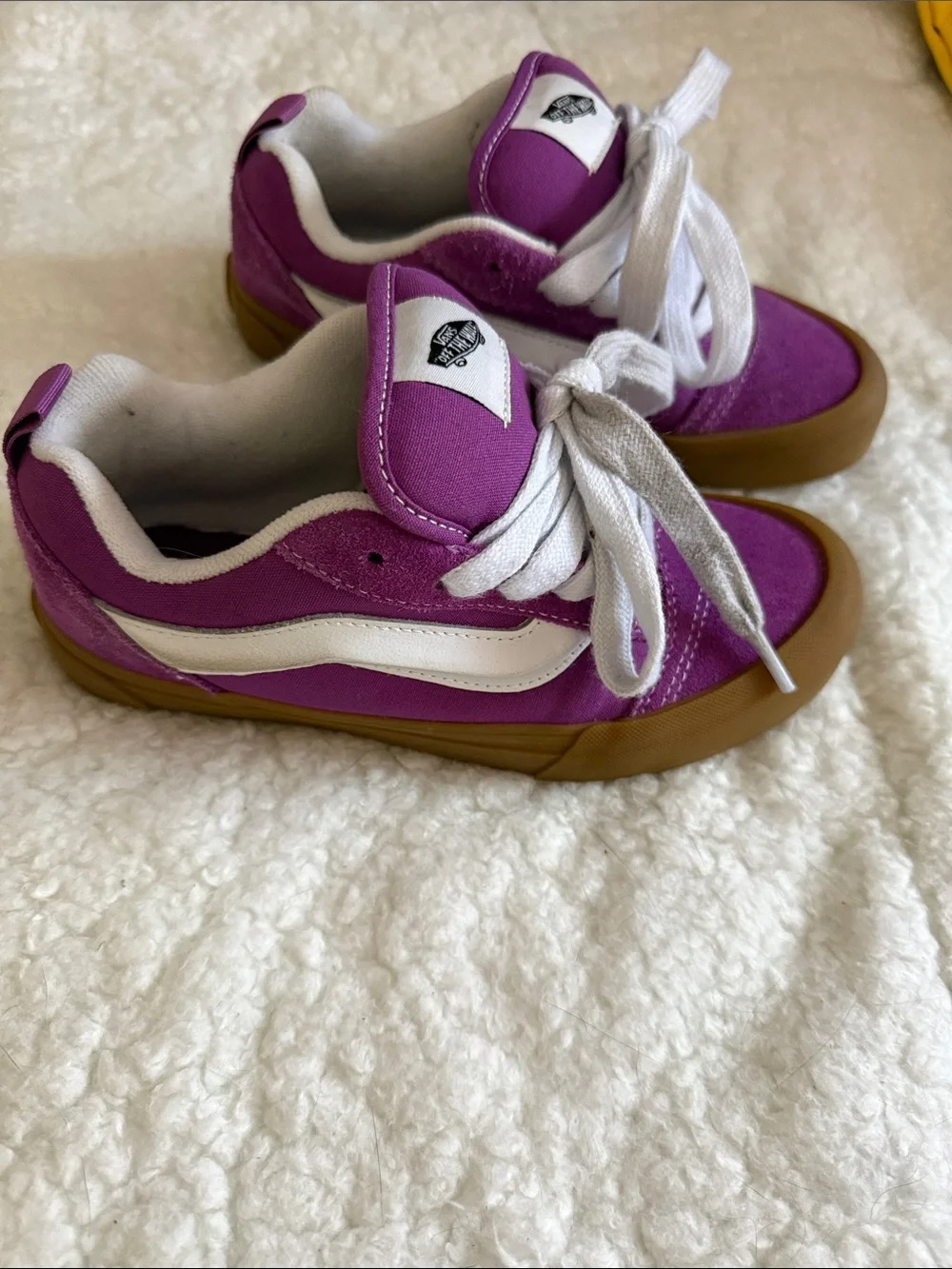 Vans kids gum