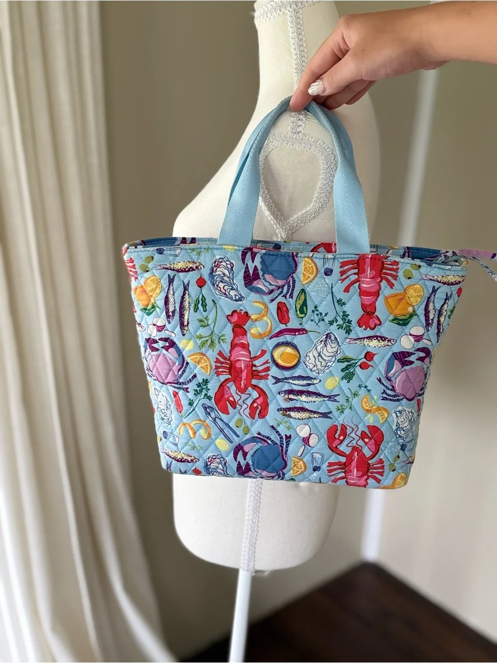 Rare Vera Bradley Lunch Tote Seafood Boil Retired Pattern Quilted Cotton Bag