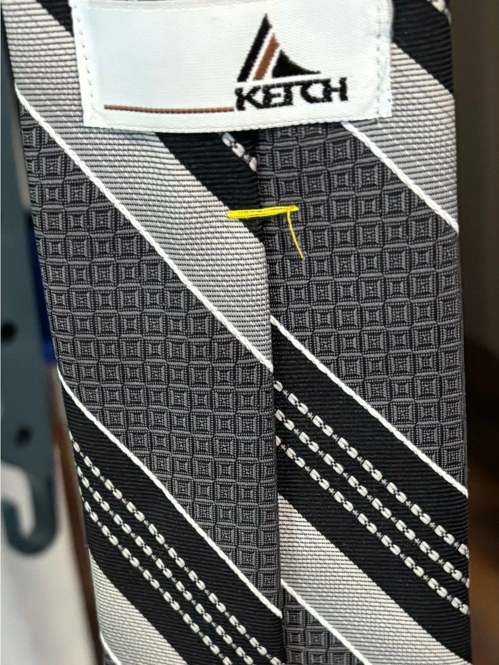 Ketch striped professional modern